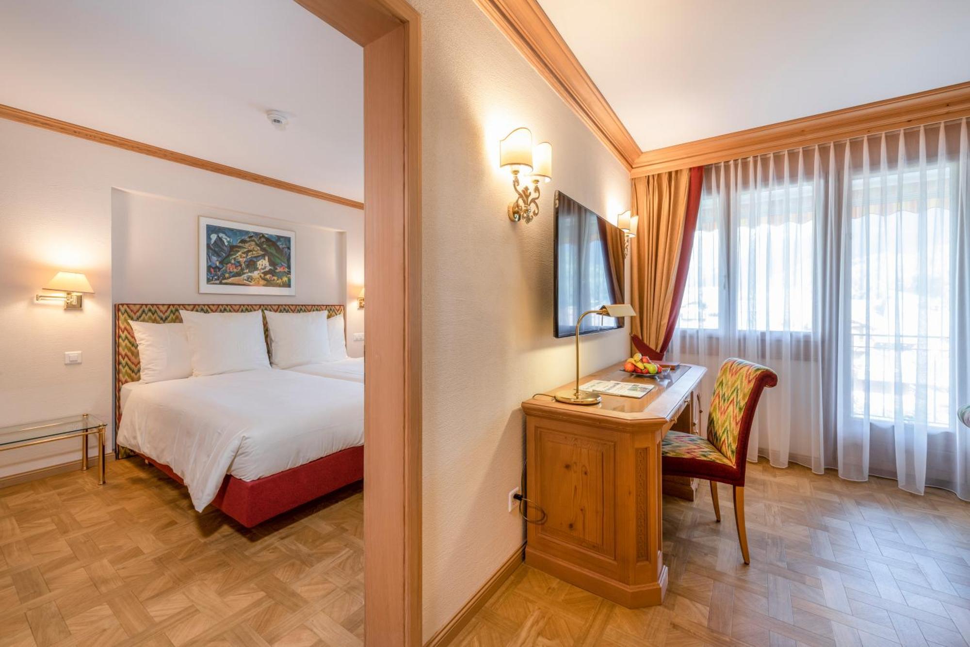 Hotel Vereina Klosters Exterior photo