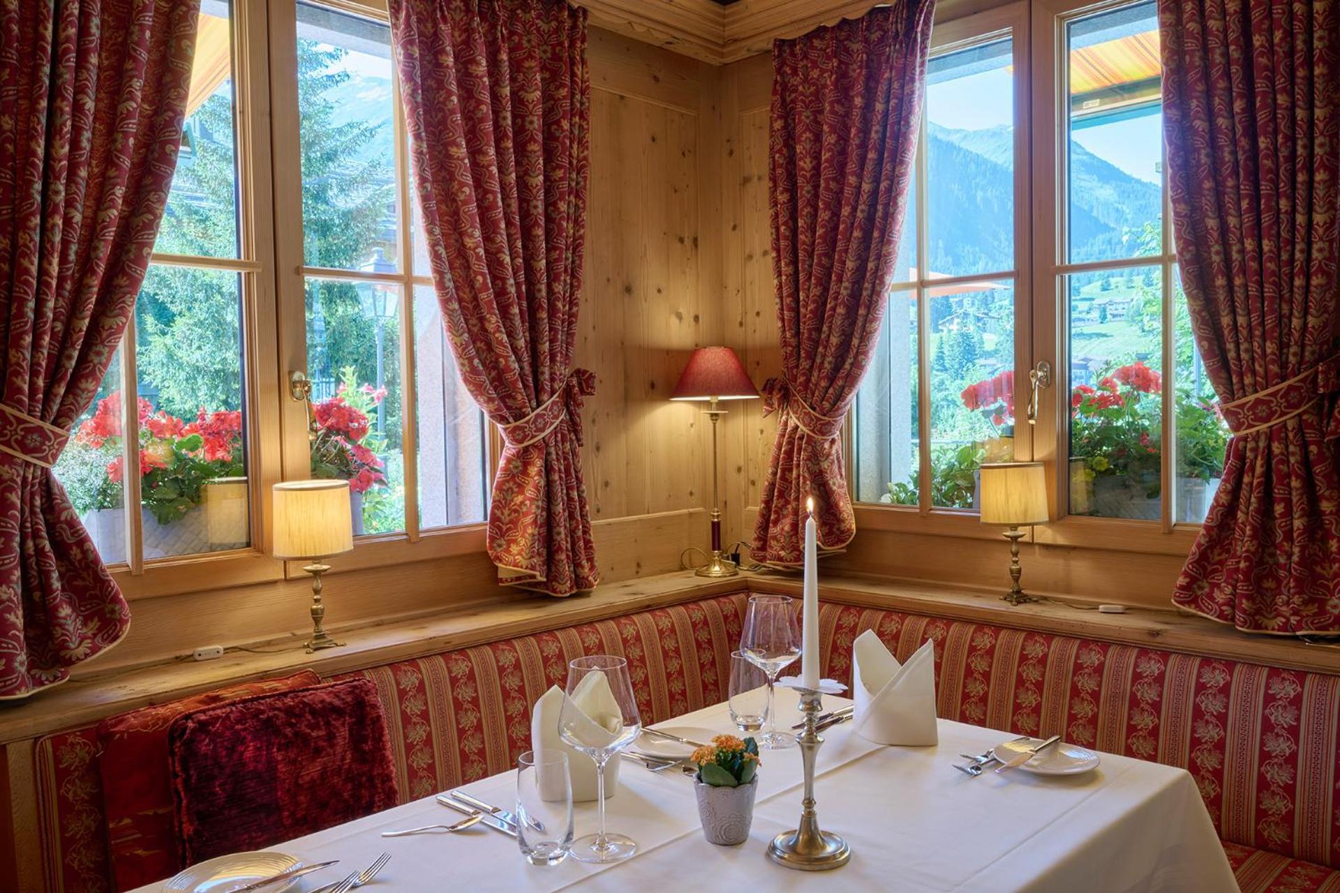 Hotel Vereina Klosters Exterior photo